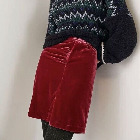 Anthropologie Dresses & Skirts - Anthropologie • Raspberry Connie velvet velour holiday skirt size 8